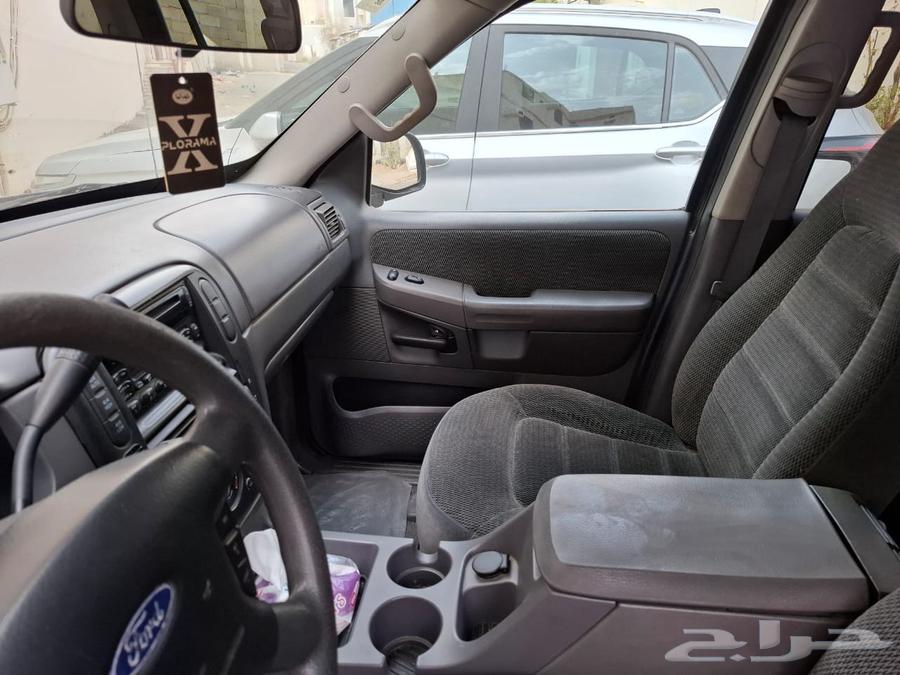 Ford Explorer 2002 model, clean, engine and transmission in good condition64445011563521110