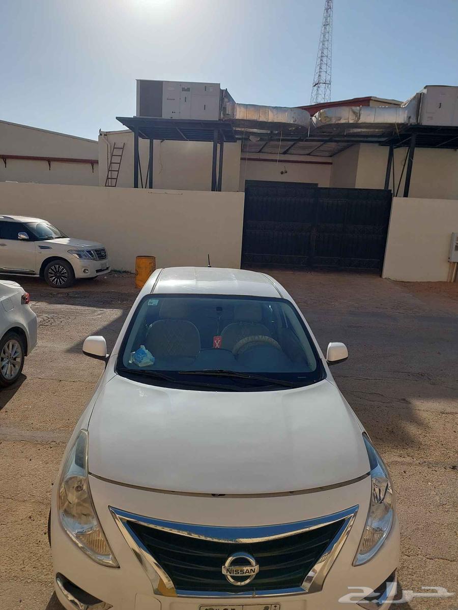 سيارة نيسان ...صني ...اتوماتيك موديل 2015 للبيع64447718985729112