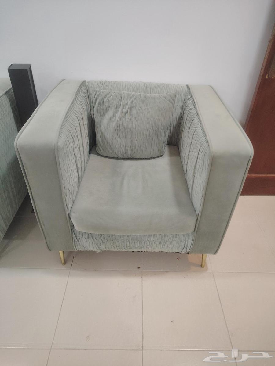 للبيع كنب مع الخداديات وكرسي صغيرالحد 70064253730274050113