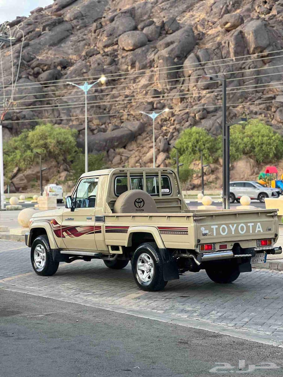 تويوتا شاص فل كامل بريمي نظيف 201264450325824259114