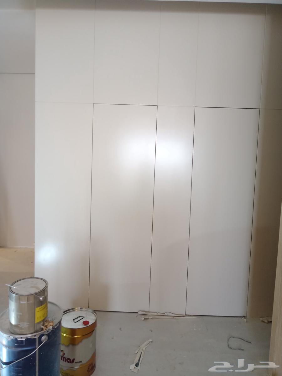 نجار أبواب وديكورات63616743583745114