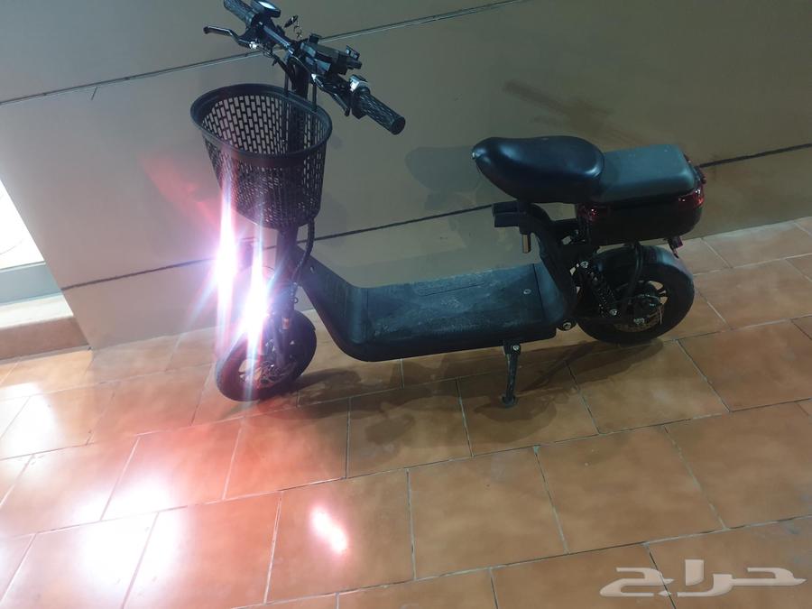 اسكوتر كهربا سرعه تصل الي 50 استخدام 4 شهور بحاله جيده جدا64312086348418111