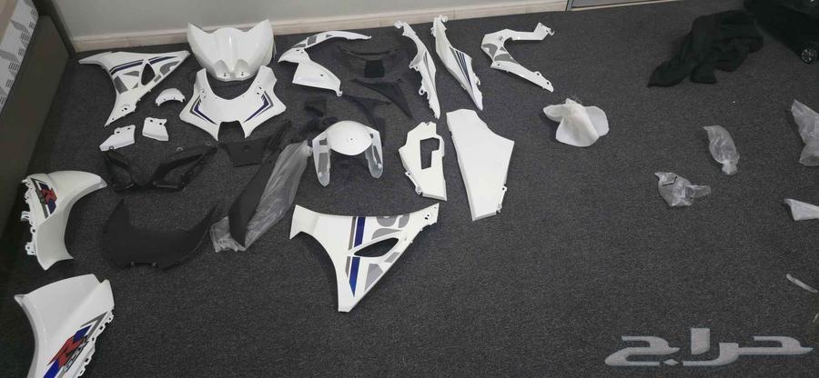 فيابر سزوكي 2018 1000rr ابيض64444271590787112