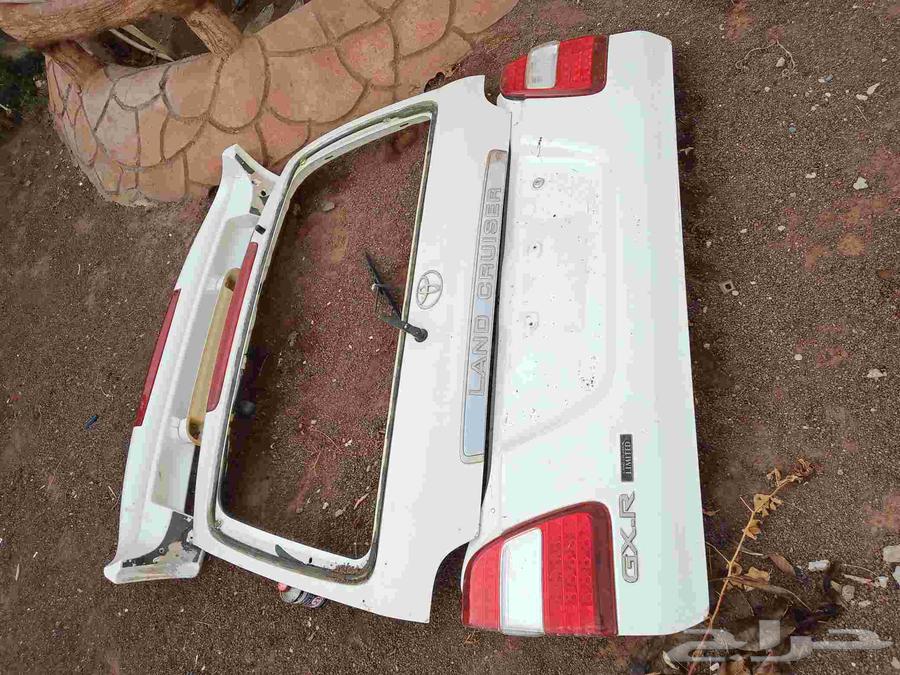 Land Cruiser rear door with wing for urgent sale64441622624387111