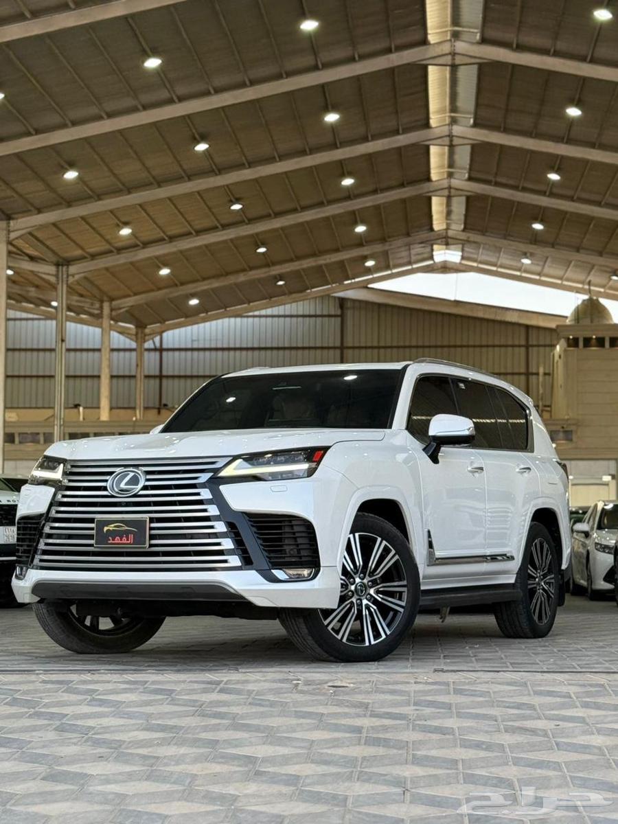 لكزس - 2023 - Lx600 - BB - فل كامل64449637593347111