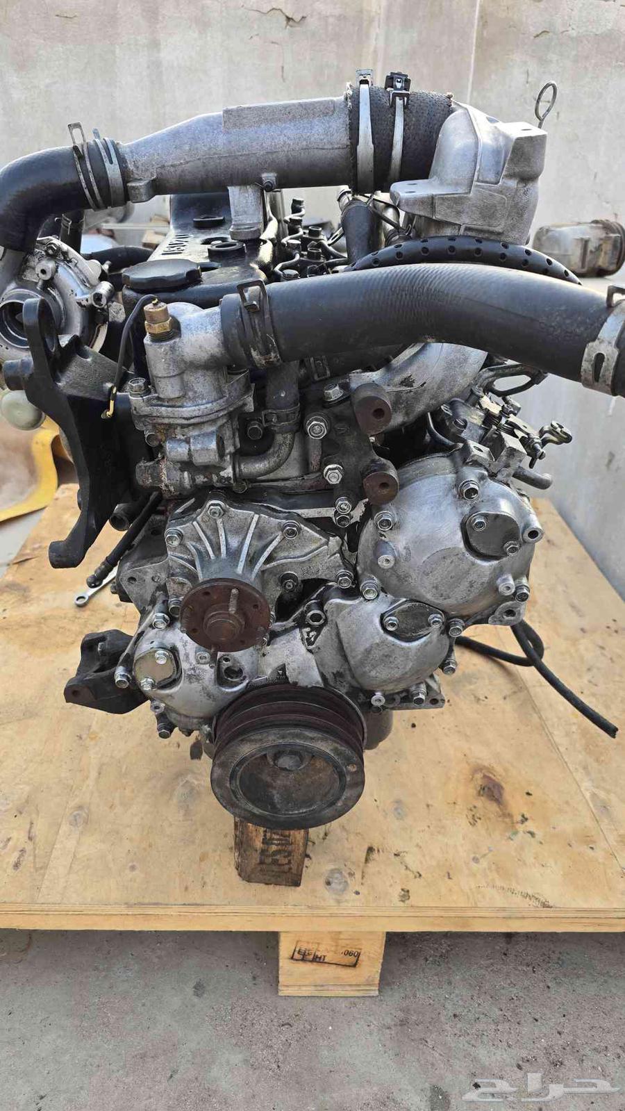 Isuzu 2012 engine, clean, conditioned with warranty64462335543810111