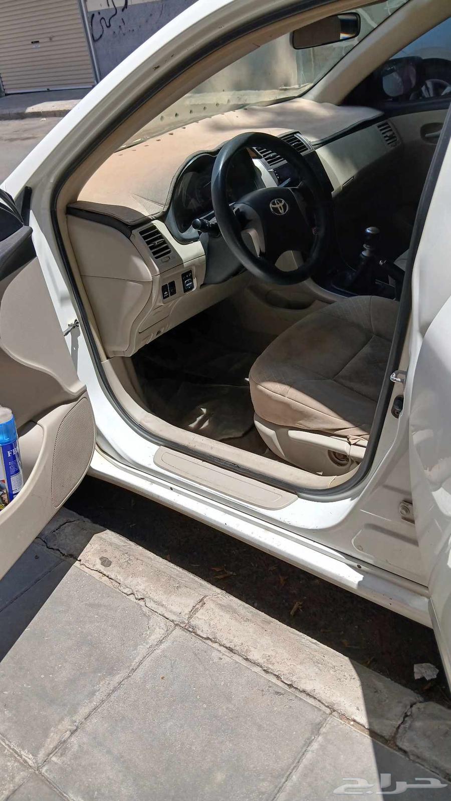 تويوتا كورولا موديل 201164457779253635113