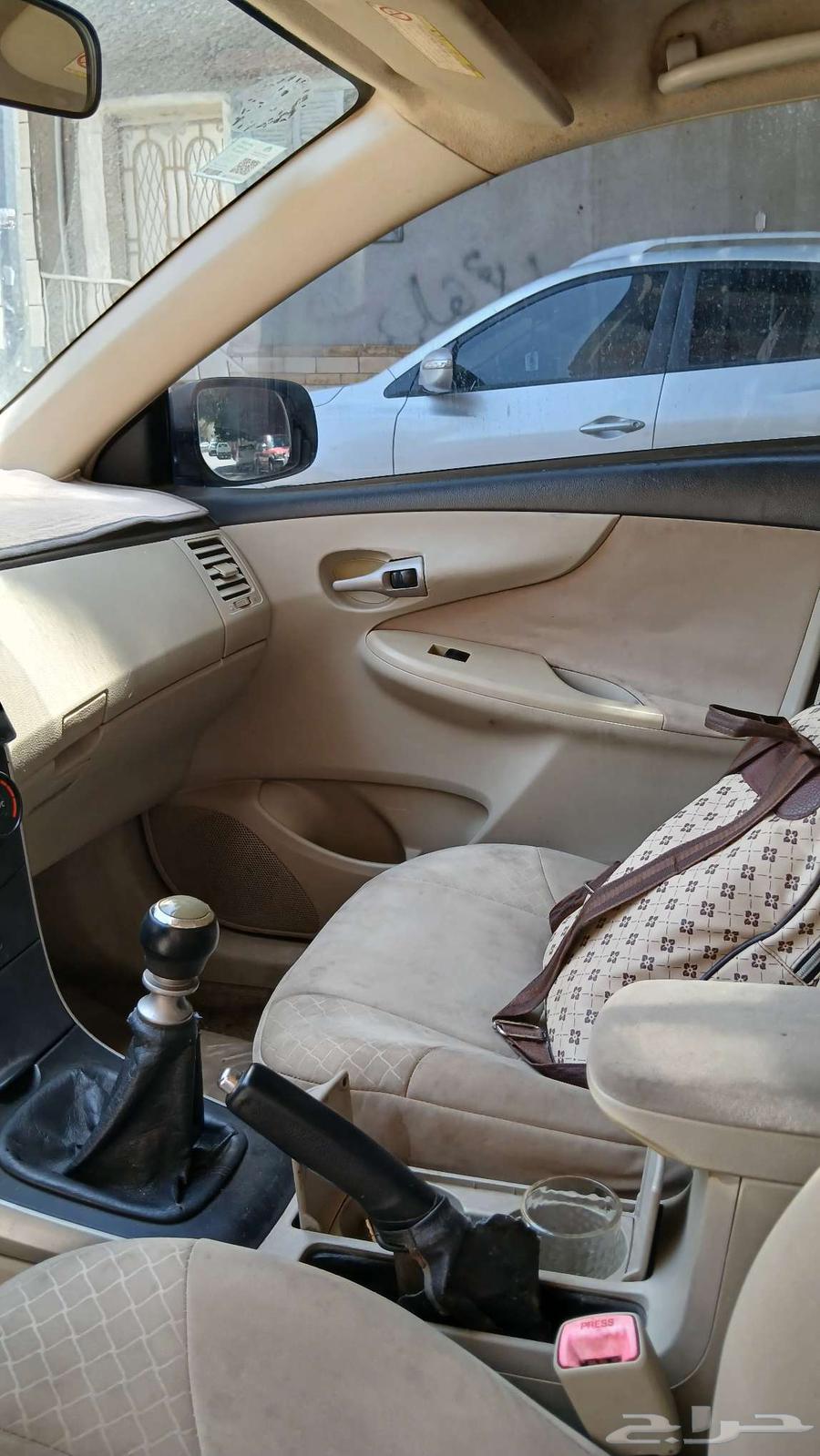 تويوتا كورولا موديل 201164457779253635112