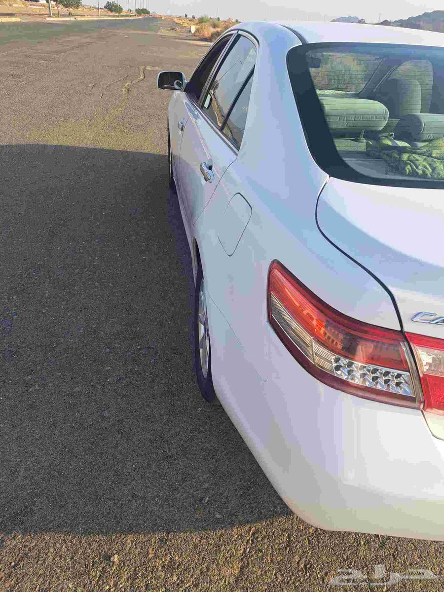 كامري 2009 اللون ابيض64463655172866114