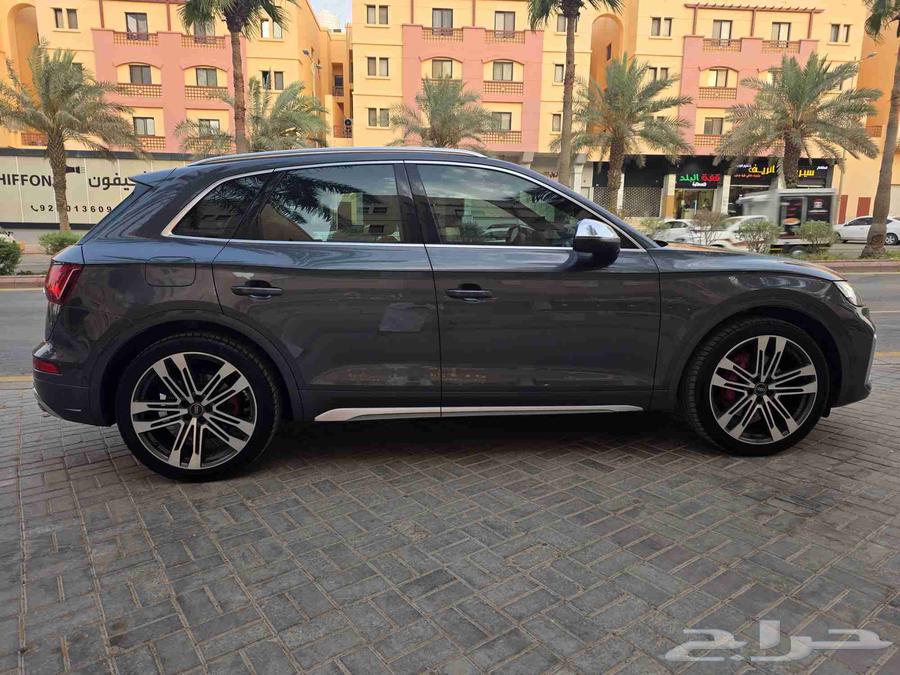 للبيع اودي SQ5 2023 تحت الضمان و 3 صيانات مجانا63618059758337114
