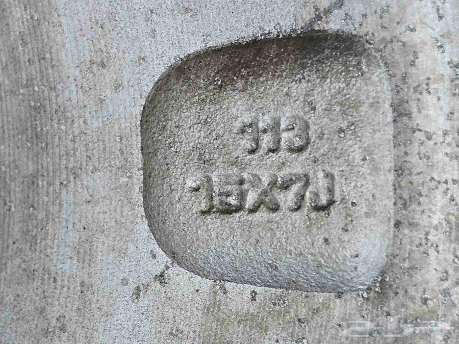 جنوط تايوتا هايلوكس دبل مقاس 15 أصلي الوكالة64462787007619113