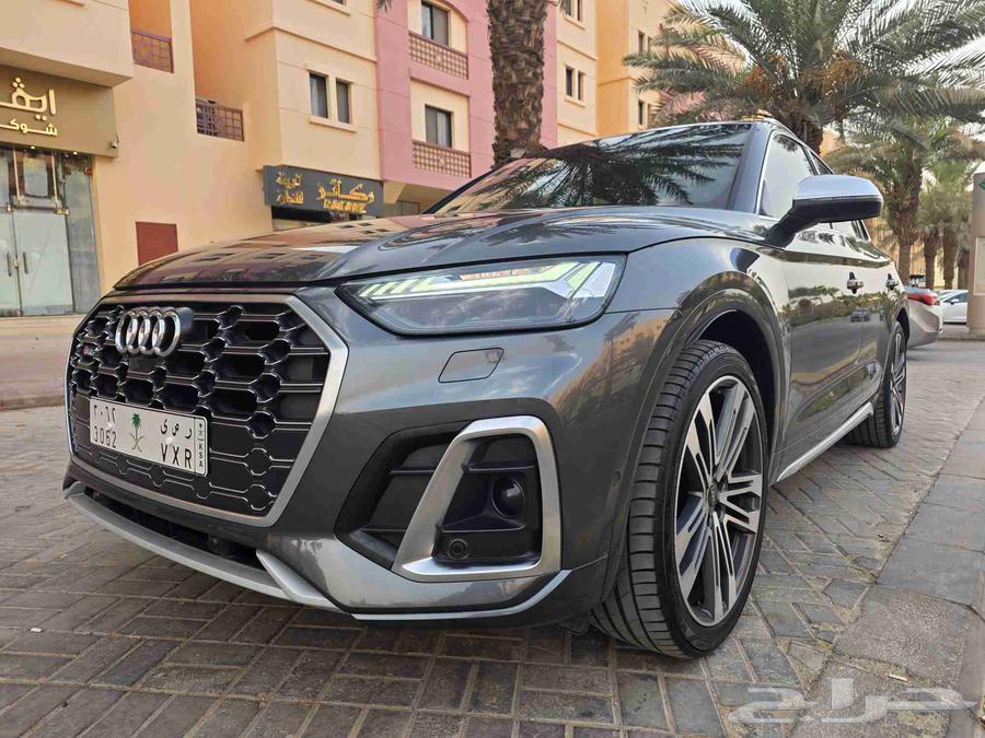 للبيع اودي SQ5 2023 تحت الضمان و 3 صيانات مجانا63618059758337111