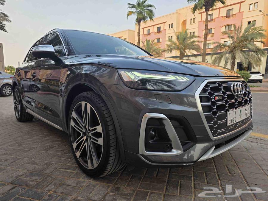 للبيع اودي SQ5 2023 تحت الضمان و 3 صيانات مجانا63618059758337112