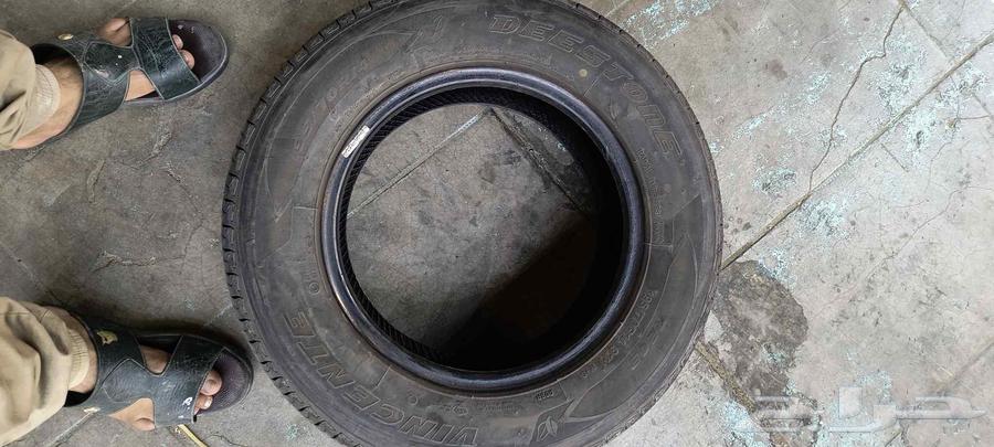 Four tires with size 195 70R1464464013948546112