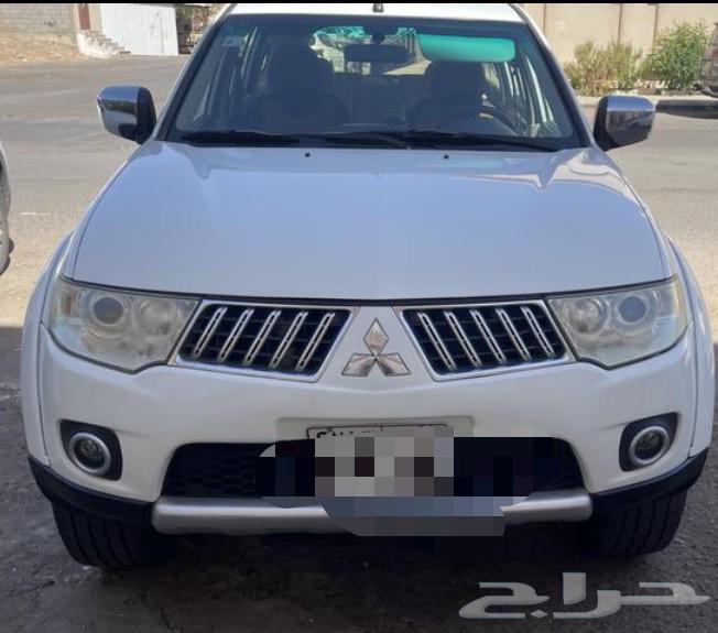 باجيرو سبورت نظيف الموتر موديل 2012 اللون ابيض ماشي 467 الف64456157778178112