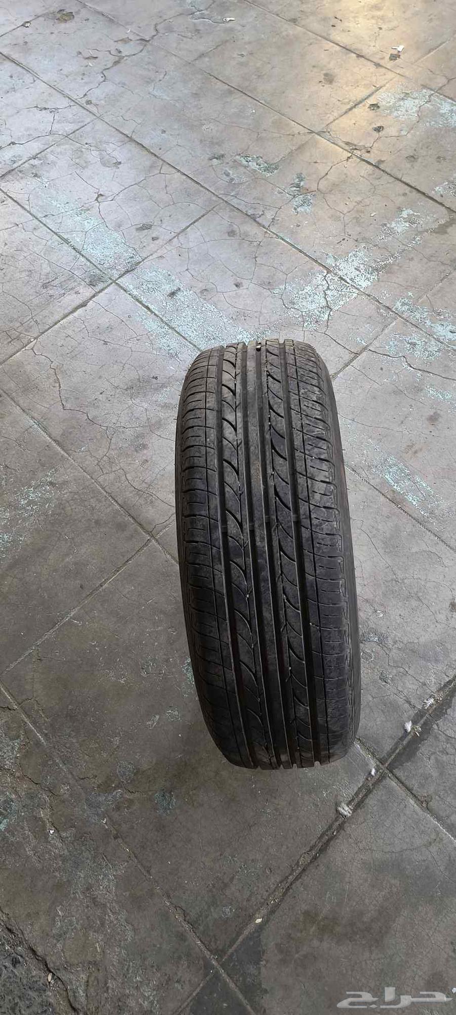 Four tires with size 195 70R1464464013948546110