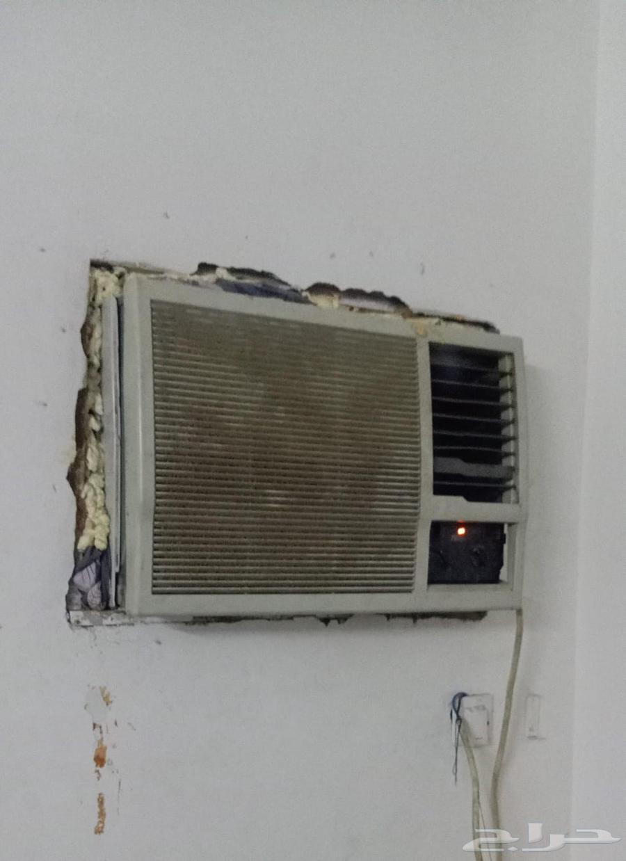 2 window air conditioners 24, one Samsung device 2464321366702337110