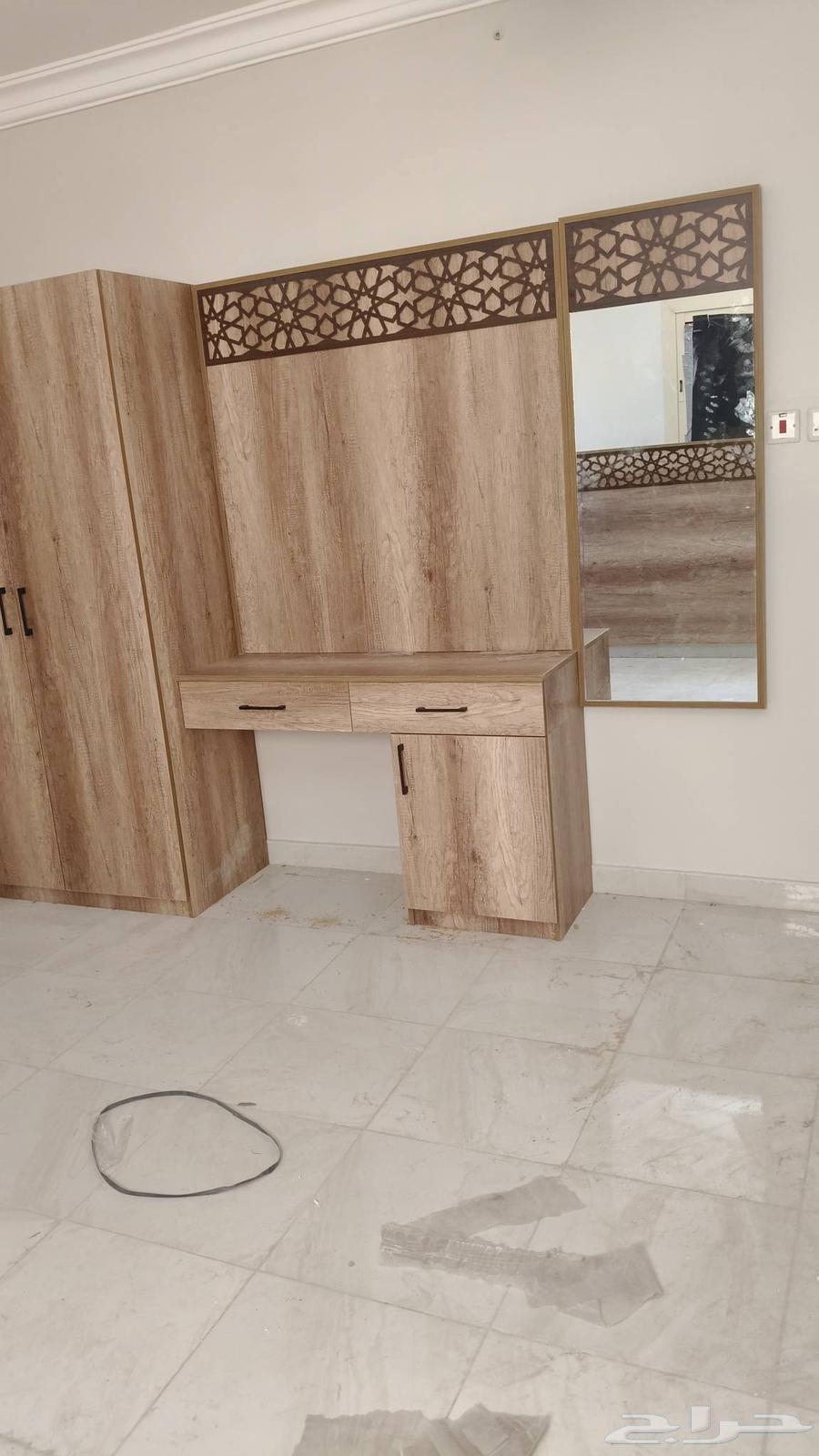 نجار ديكورت وغرف نوم وابواب تصنيع وتركيب بديل خشب بديل رخام63617023069185111