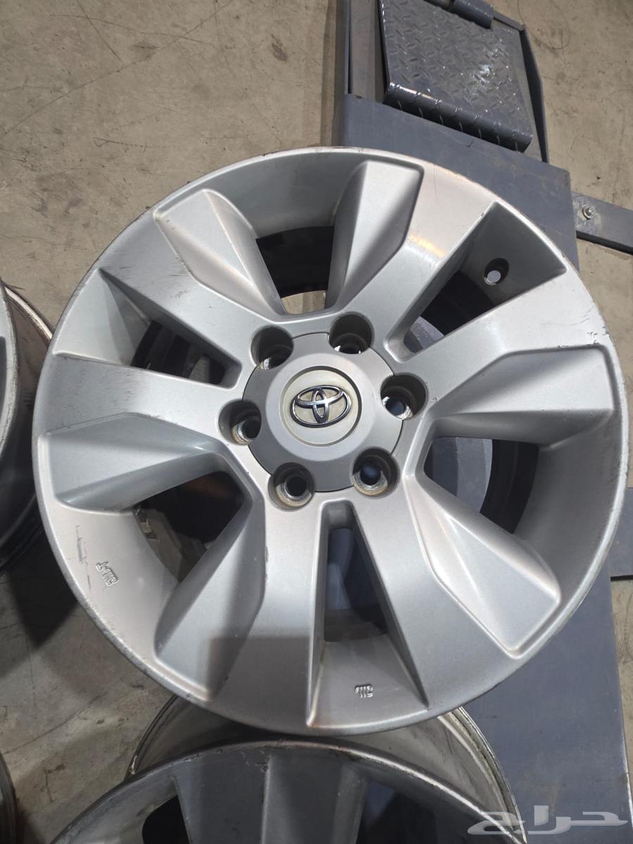 جنوط هايلوكس دبل كروم 2016 مقاس 17 وكالة64472686022914110