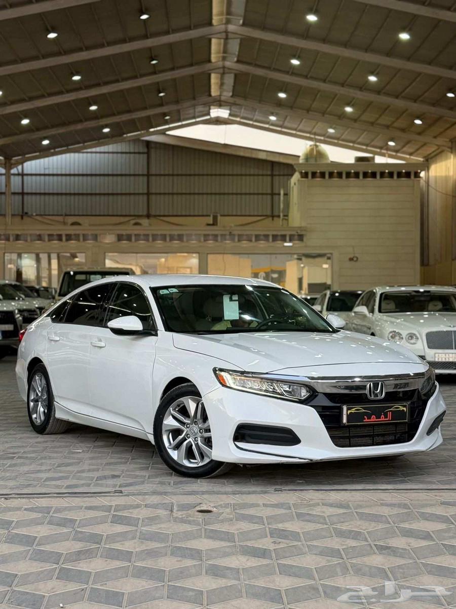 هوندا - اكورد - 2019 - بسعر 54 الف64465968546307110
