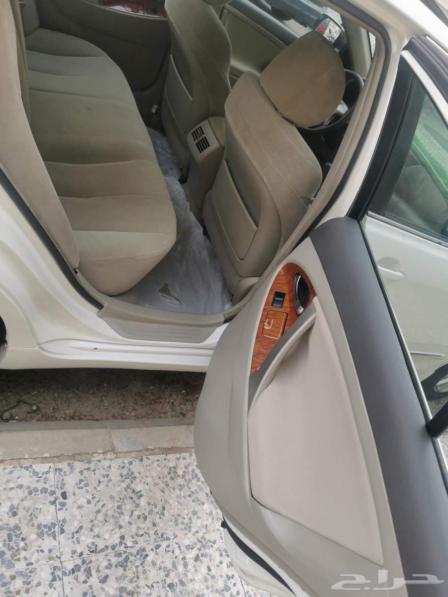 تويوتا كامري فل كامل لون ابيض لؤلؤ 201064467115862403112