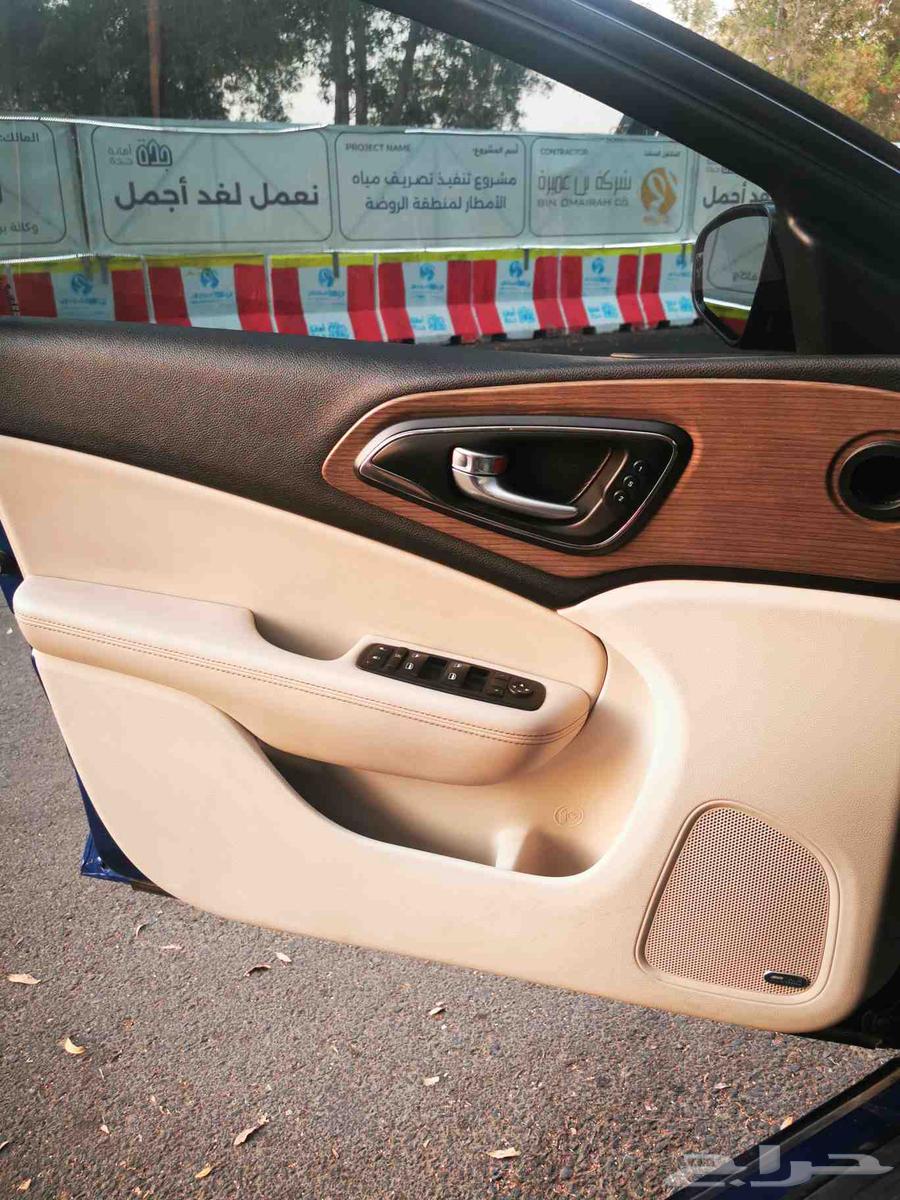 Chrysler 2016 model, fully loaded64478649295362114