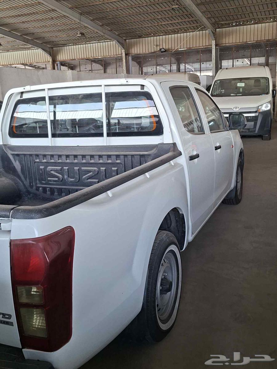 Isuzu GMR 2021 without double64469348699394114