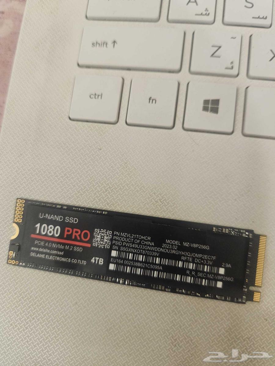 M.2 storage, condition is functional only with box, screws, and everything64335048505603110