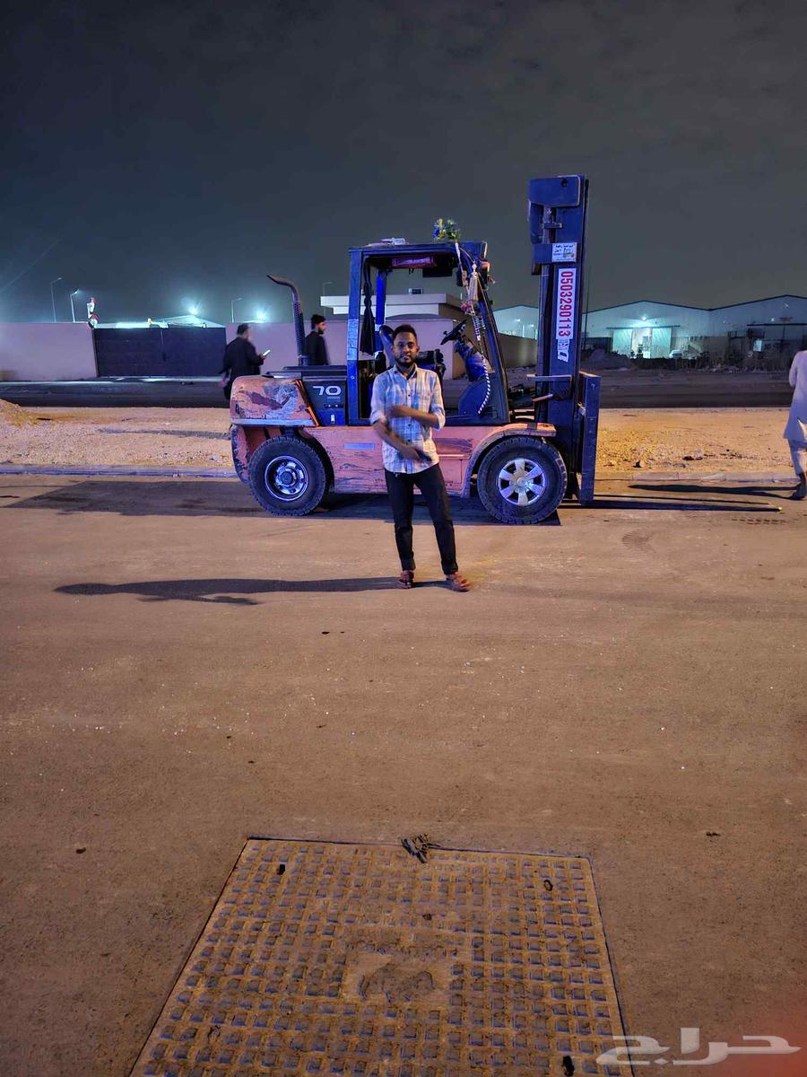 Forklift for rent 7 tons with driver and without driver loading and unloading64382514310401111