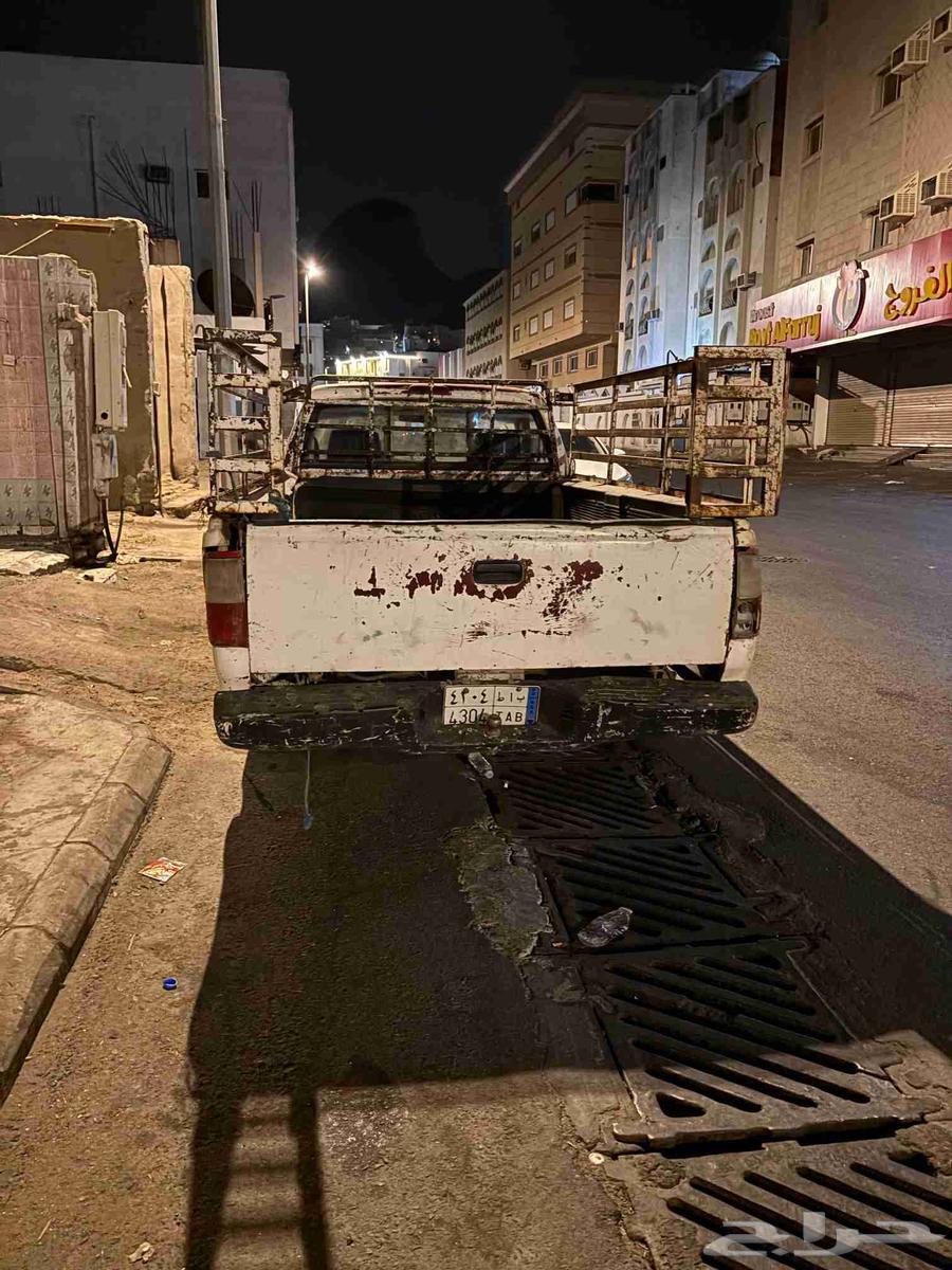 جراند هايلوكس 199664475750079618113