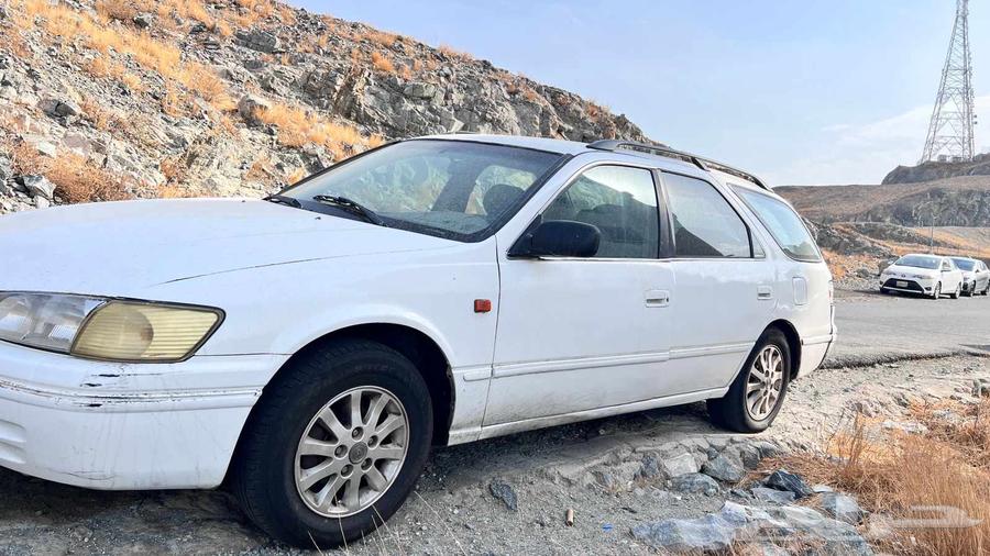 تويوتا كامري موديل 200064469739397378113