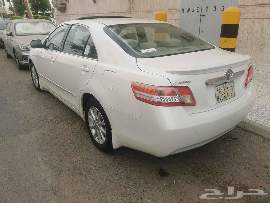 تويوتا كامري فل كامل لون ابيض لؤلؤ 201064467115862403110