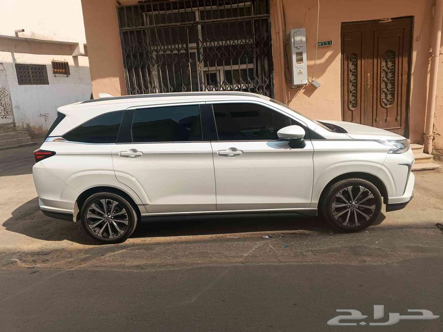 تويوتا فيلوز 2024 ماشي 50 000 كيلومتر بحالة وكالة بالكامل64475073535746112