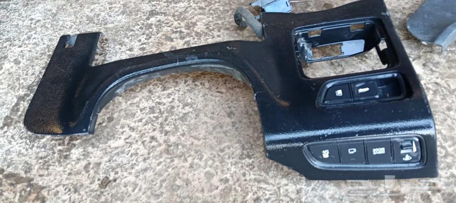 قطع غيار صالون ديكور اسفل الطاره هيونداي وكيا64469627249666113