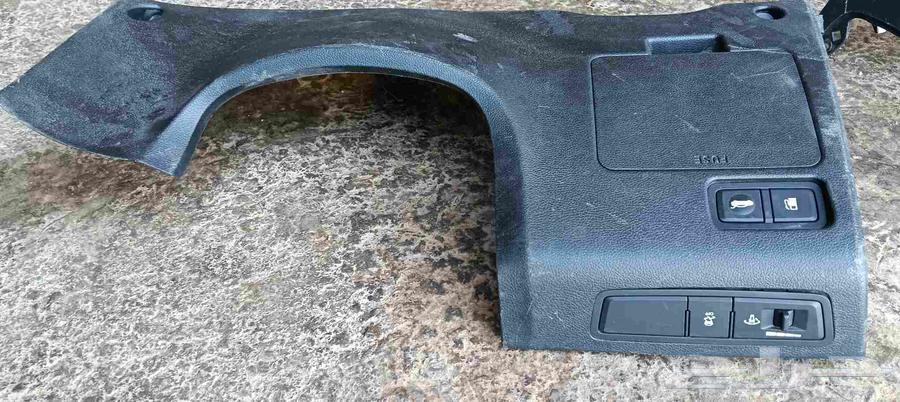 قطع غيار صالون ديكور اسفل الطاره هيونداي وكيا64469627249666112