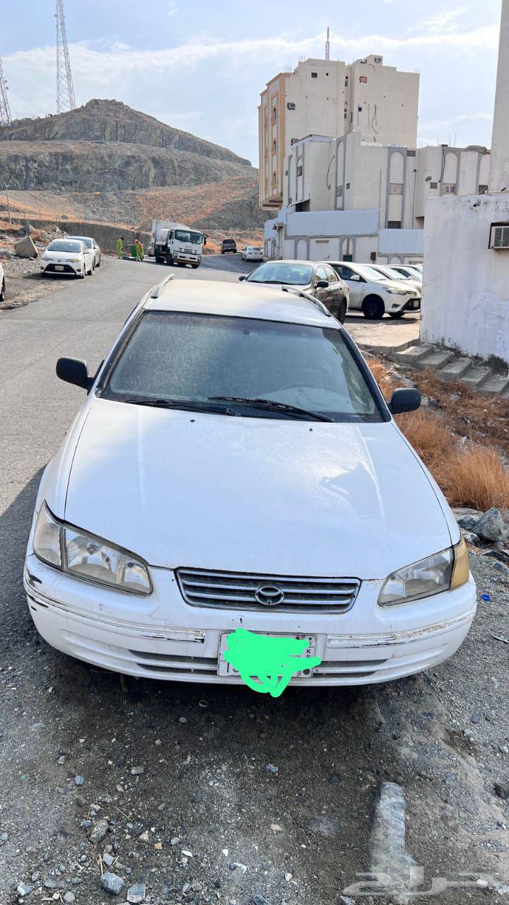 تويوتا كامري موديل 200064469739397378110