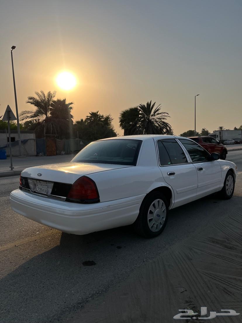 فورد فكتوريا p71 بوليسي 201164477769462657112