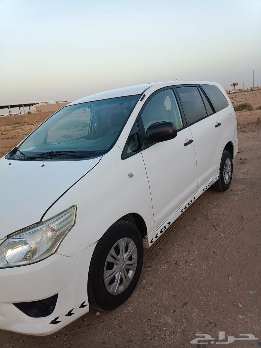 تويوتا انوفا 201564472502948098113