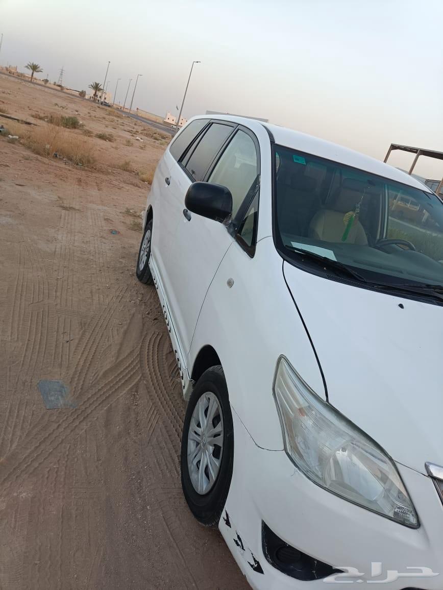 تويوتا انوفا 201564472502948098111