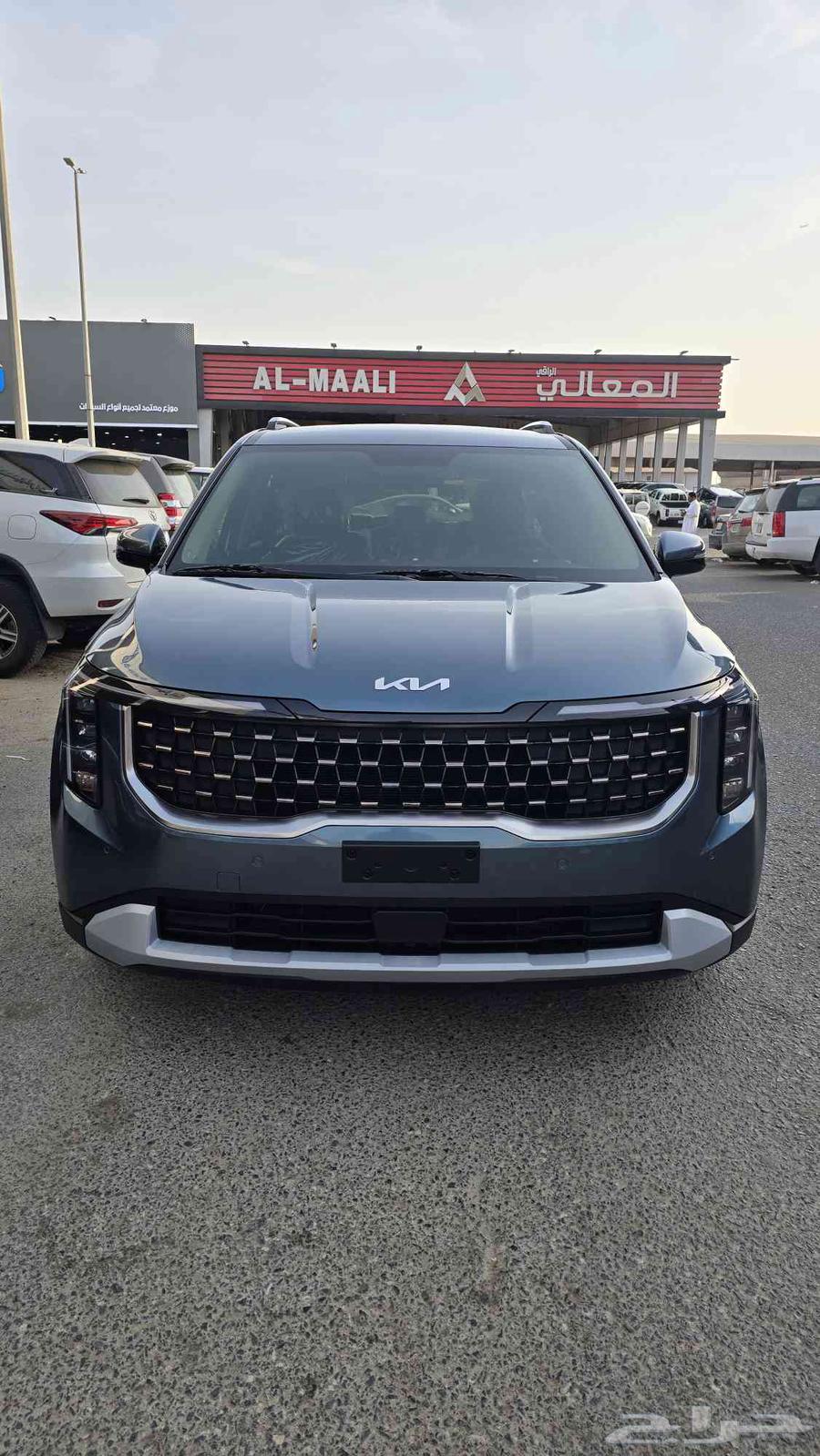 متاح جميع الالوان بأقل الأسعاركيا كارنيفال ستاندر2025 سعودي64487910829441110