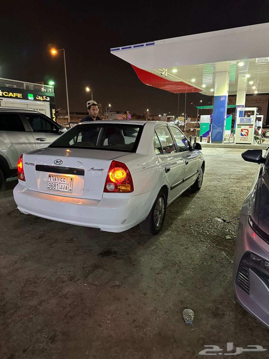 Accent200564383539092098112