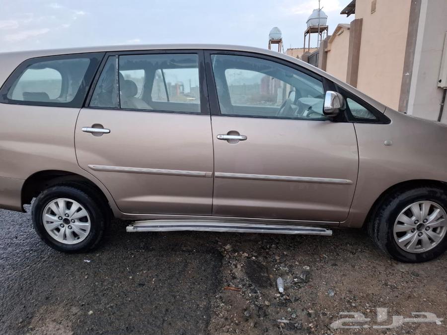 للبيع سيارة انوفا موديل 2009 نظيفة المالك الثاني64481387050882114