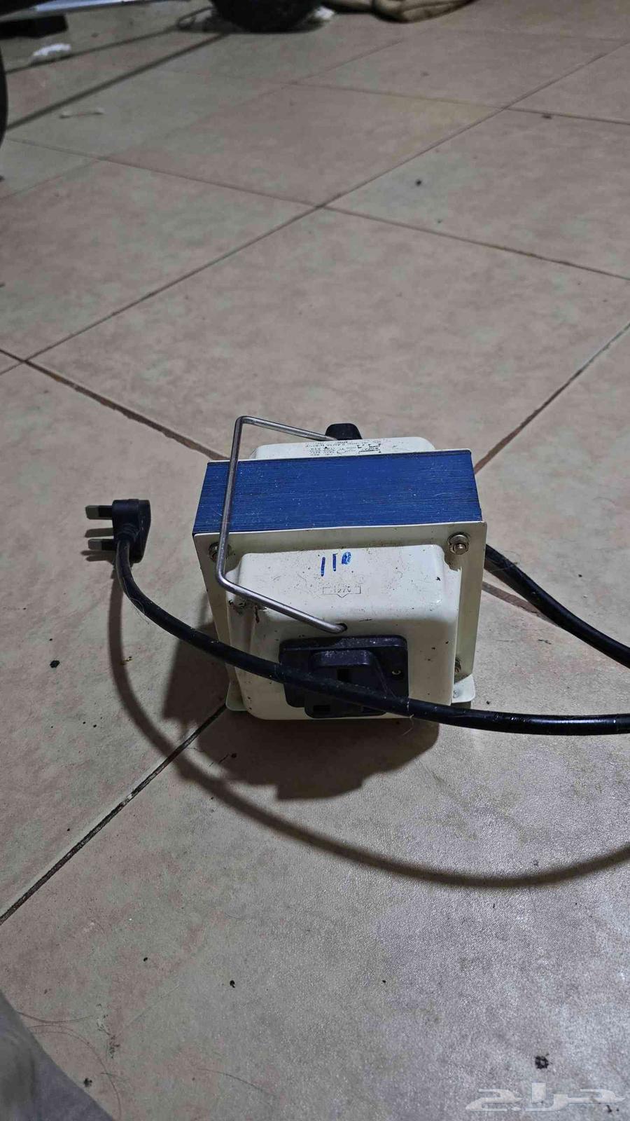 محول كهرباء من 110 إلى 22064480758264835110