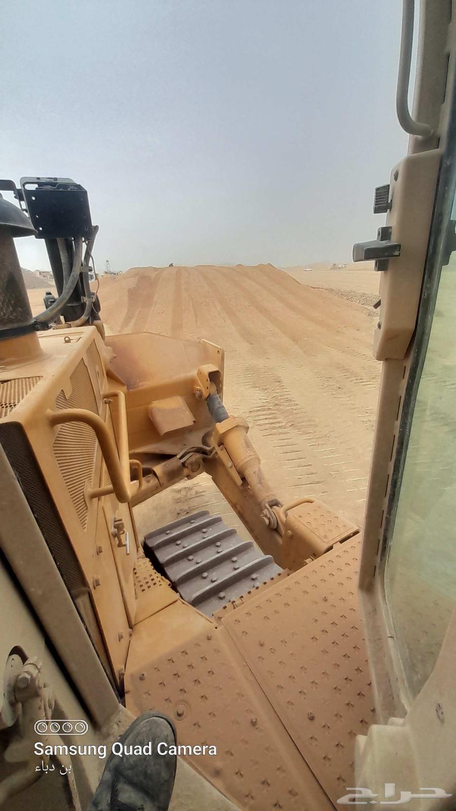 Bulldozer driver available in Al-Madinah, contact if interested64487359948931114