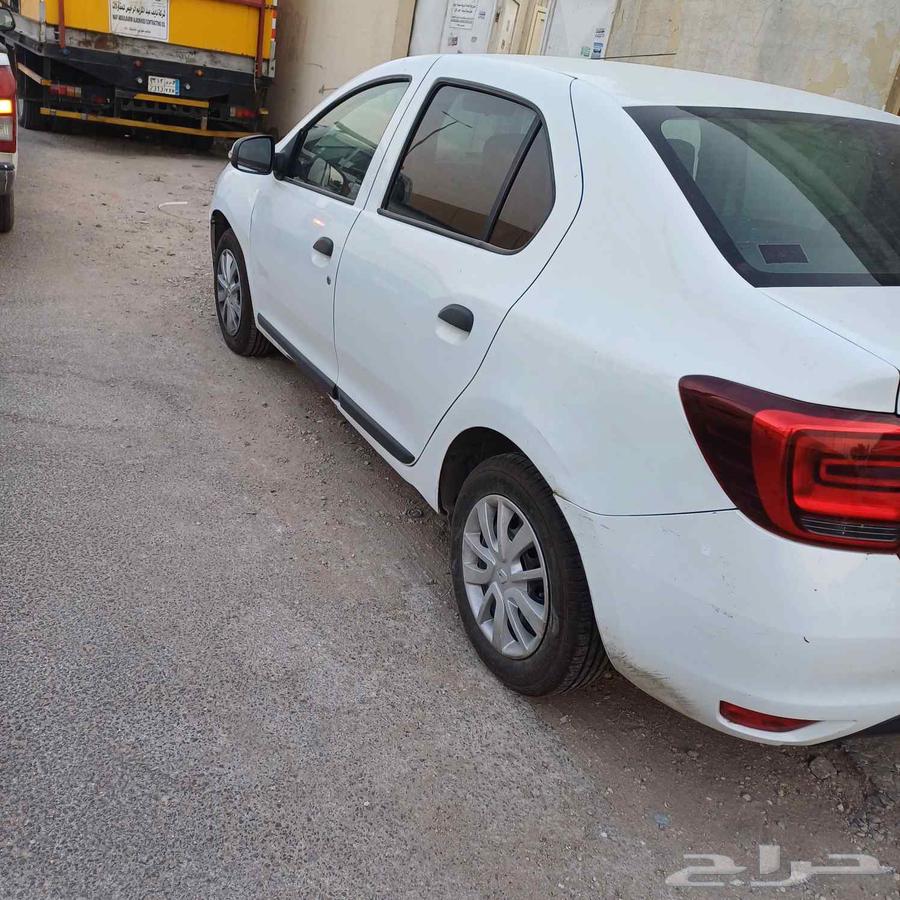 2020 Renault automatic car, fully equipped interior with Bluetooth64481155298178113