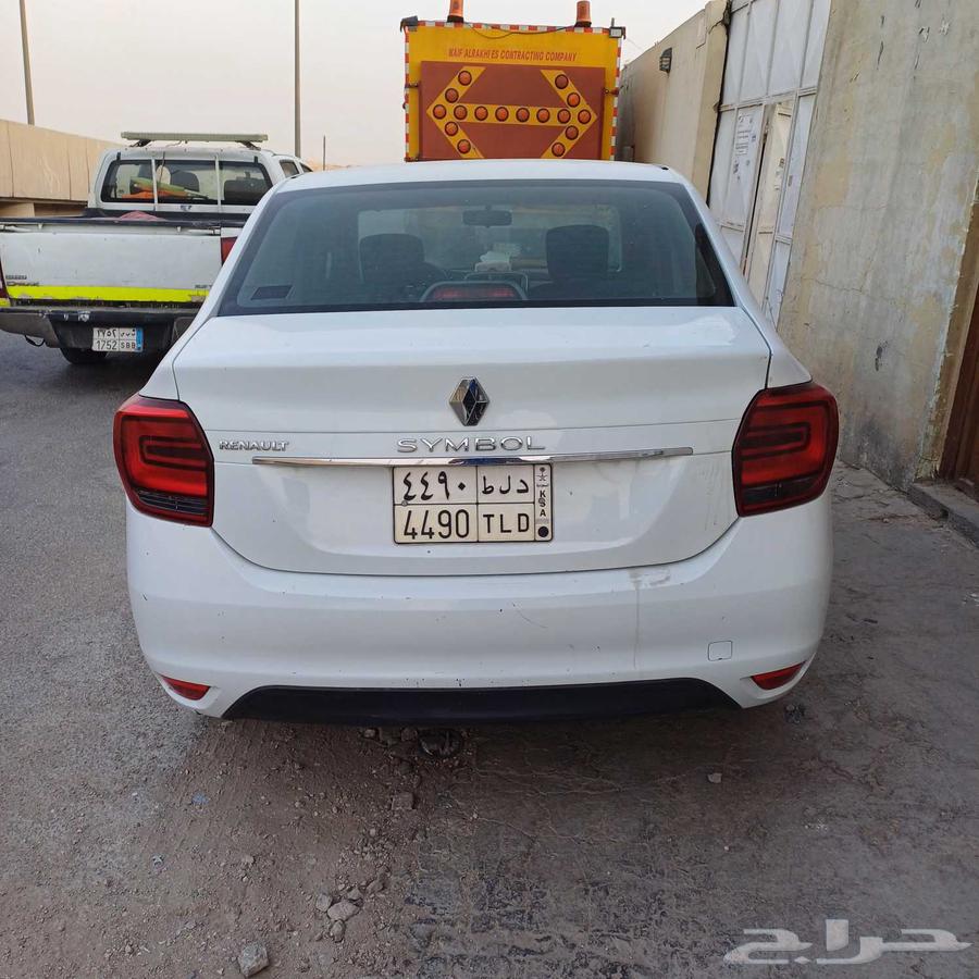 2020 Renault automatic car, fully equipped interior with Bluetooth64481155298178114