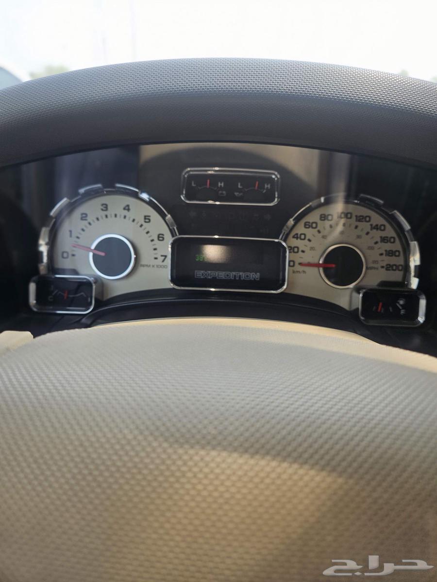 فورد اكسبديشن موديل 2013 قصيرXLT بدون دبل64484389140483114