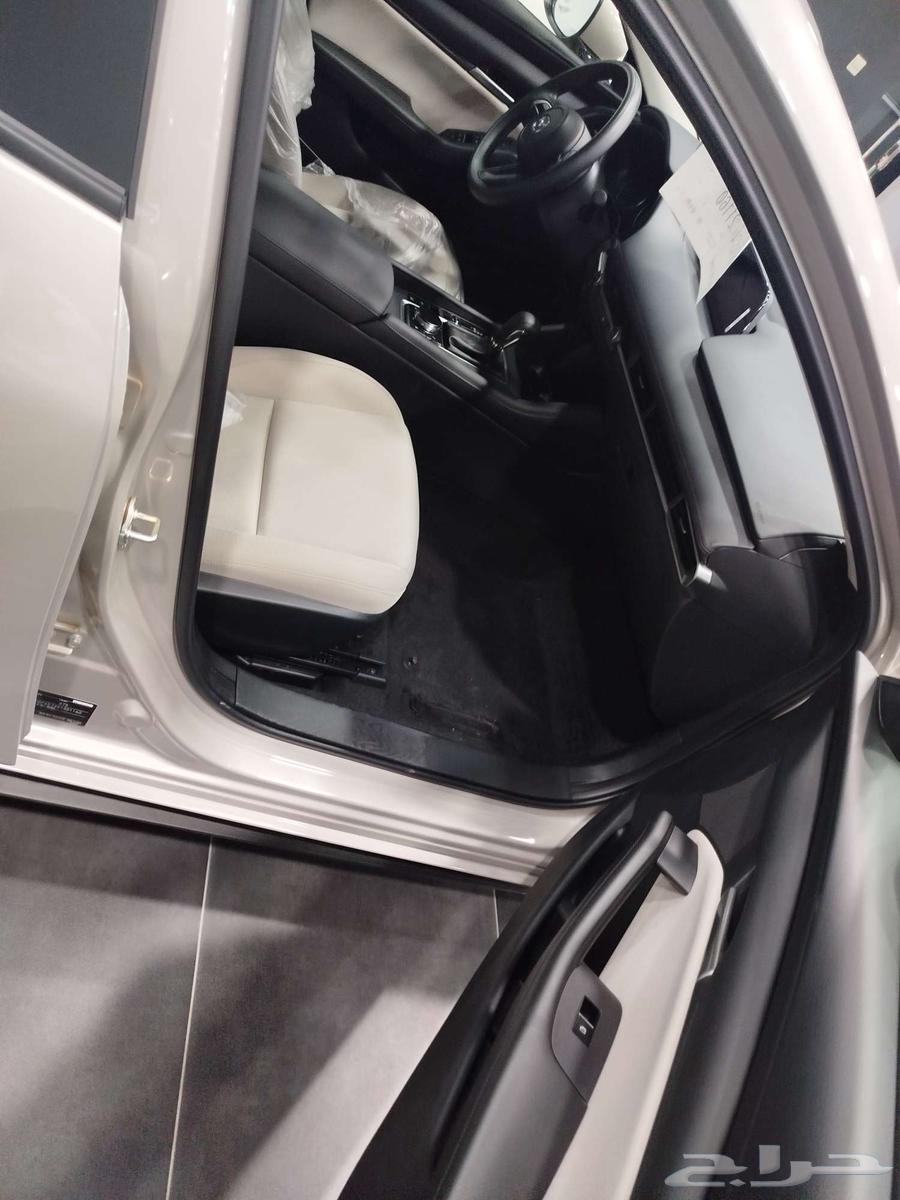 Mazda 3 Standard Model 2026 Beige Color Single Car64491184344323114