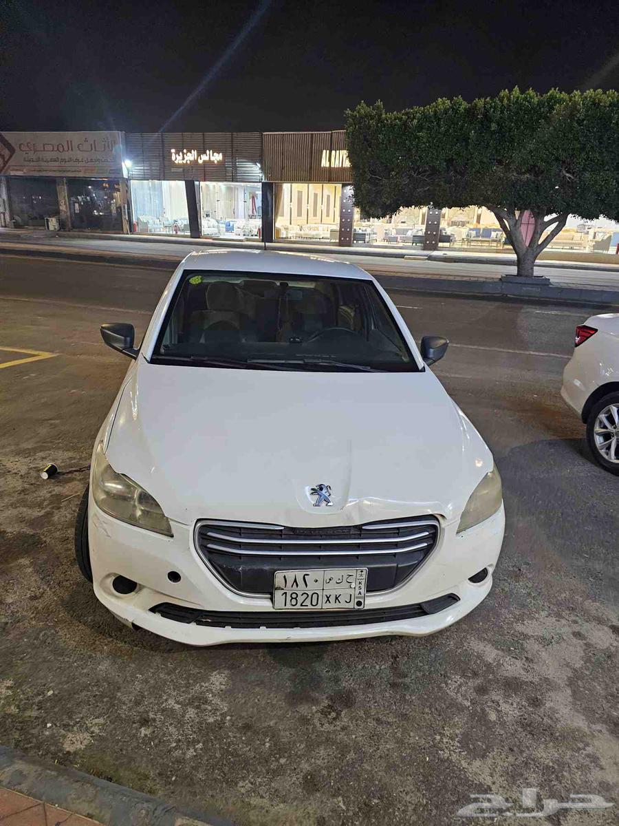 Hello, Peugeot 301 car, manufactured in 2014, automatic transmission,64480222068739110