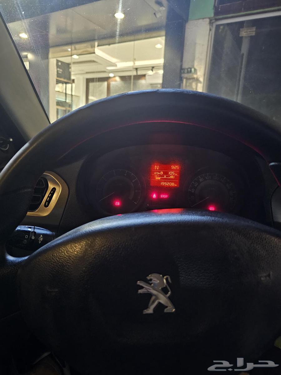 Hello, Peugeot 301 car, manufactured in 2014, automatic transmission,64480222068739113